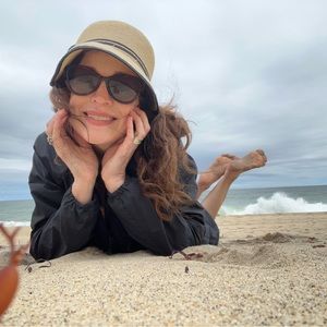 Meet your Posher, Renee